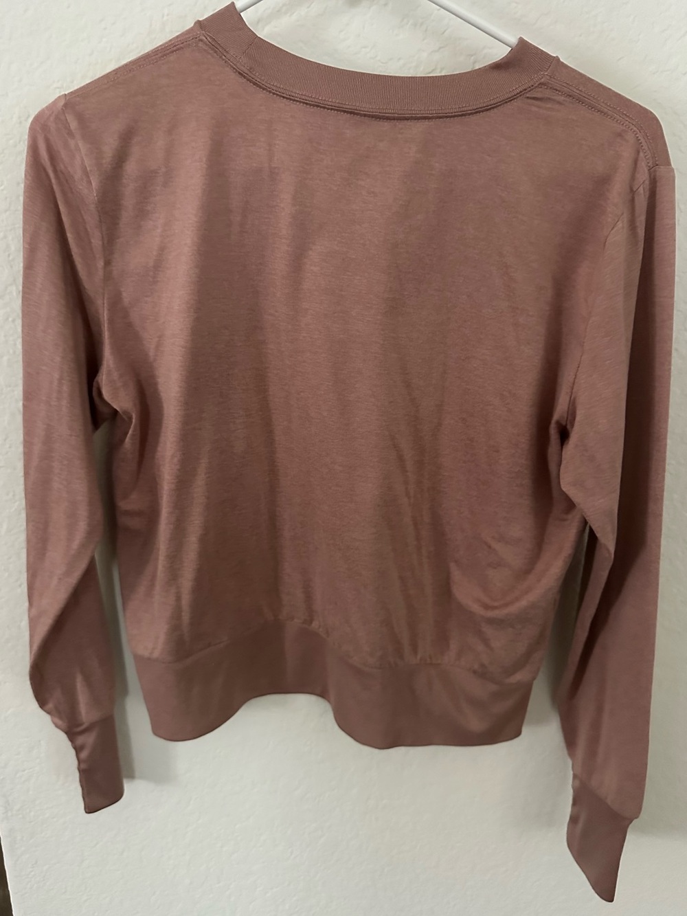 Vuori women’s halo long sleeve tee - Picture 2 of 3